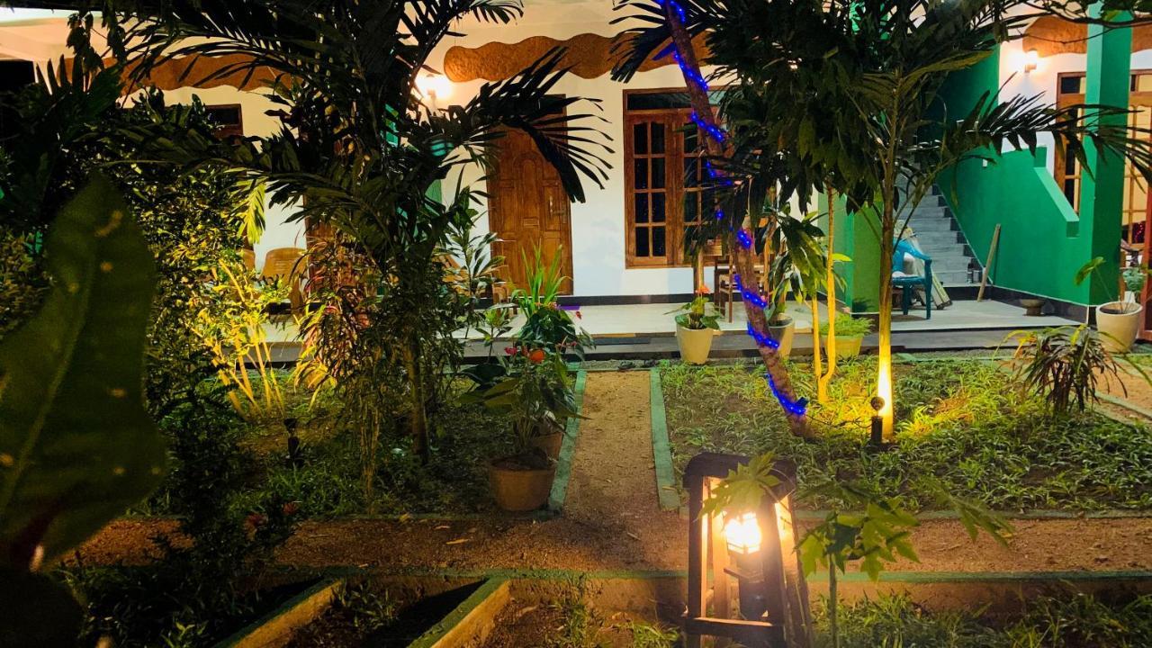 Sigiri Starwing Villa Сигирия Экстерьер фото